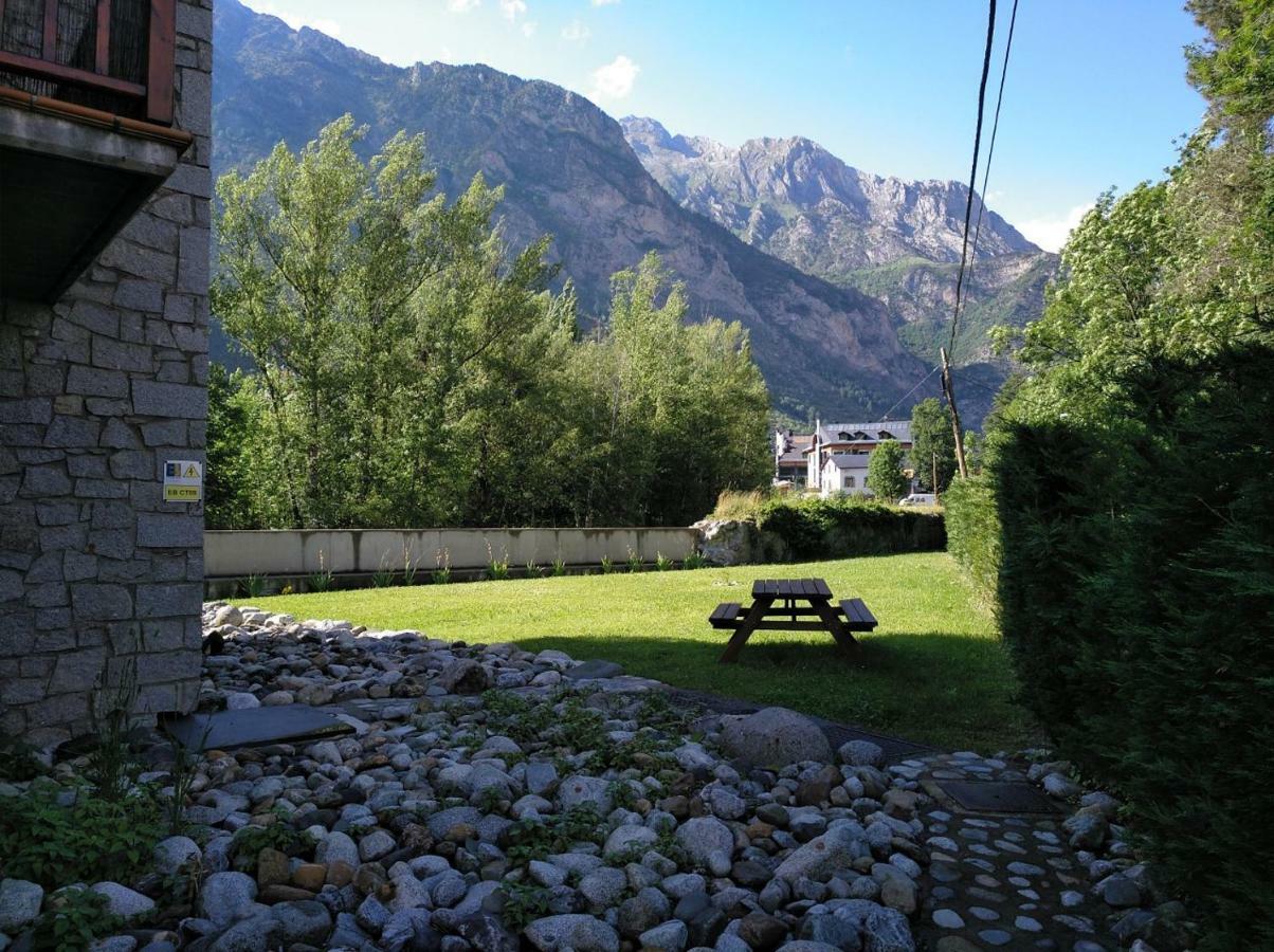 Casa Marcos Apartment Benasque Bagian luar foto